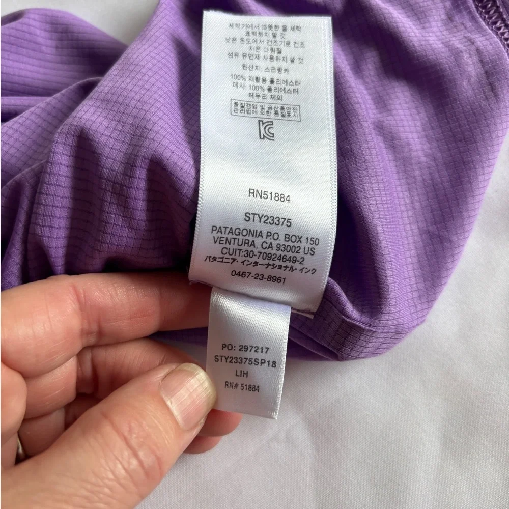 Patagonia Women’s V-Neck Short Sleeve Color Block Purple Top Large - Picture 7 of 9